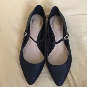 Vince Camuto Black Flats